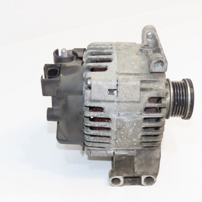 Alternateur occasion MERCEDES CLASSE B I Phase 1 06-2005->04-2008 B 180 CDI 2661541302 3