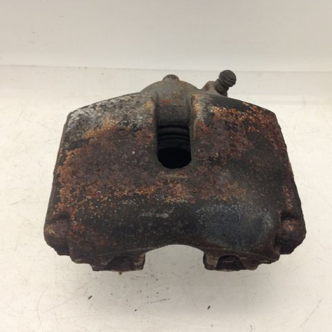 Etrier de frein avant droit occasion VOLKSWAGEN PASSAT VI Phase 1 10-2010->... 2.0 TDI 140ch 1K0615124E 1