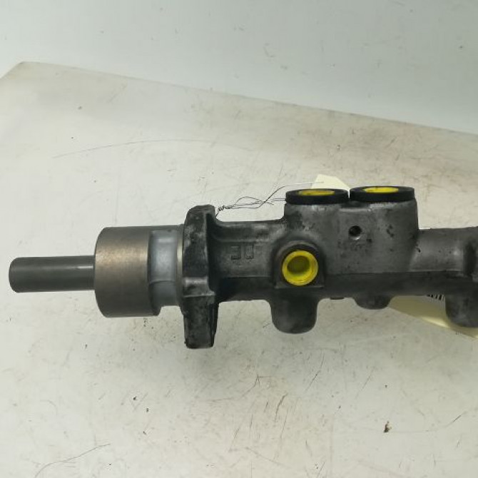 Maitre cylindre occasion VOLKSWAGEN POLO IV Phase 1 01-2002->05-2005 1.4 TDI 75ch 6Q0611019Q 2