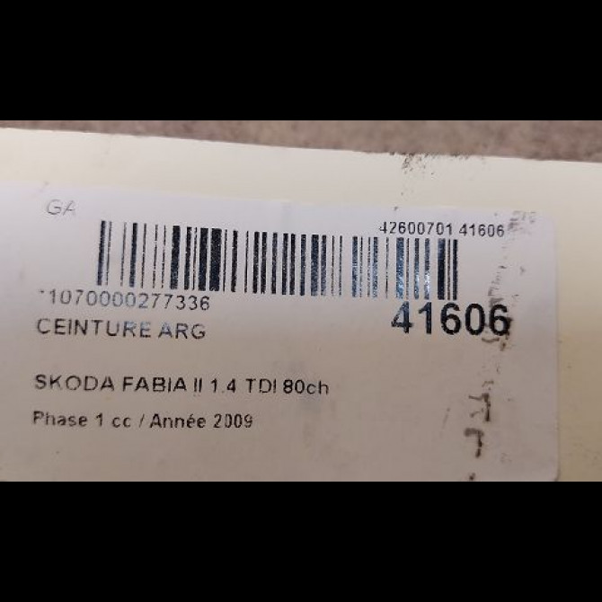 Ceinture arrière gauche occasion SKODA FABIA II Phase 1 05-2007->03-2010 1.4 TDI 80ch 5J6857447BRAA 4
