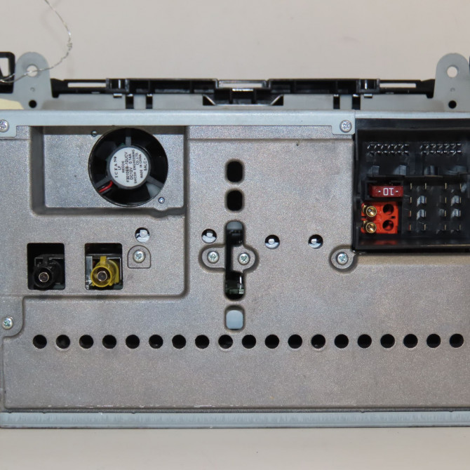 Autoradio occasion MERCEDES CLASSE B I Phase 1 06-2005->04-2008 B200CDI 140ch 1698209889 2