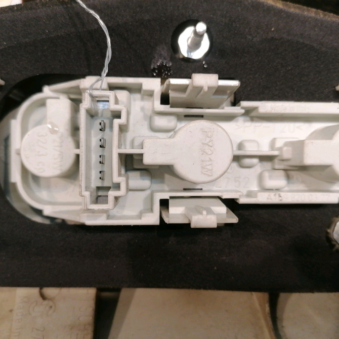 Feu arrière gauche occasion MERCEDES CLASSE B I Phase 2 04-2008->09-2011 1698202564 3