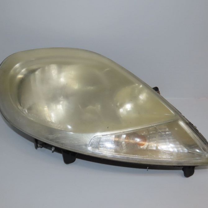 Phare droit occasion RENAULT TRAFIC II Phase 2 08-2006->... 2.0 DCI 16v 115ch 8200701356 1