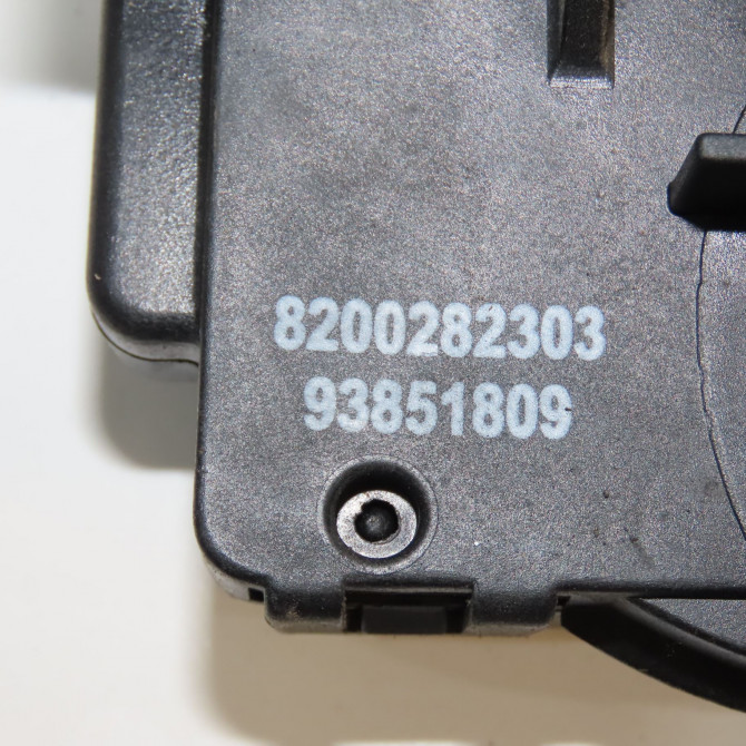 Serrure porte battante arg occasion RENAULT TRAFIC II Phase 2 08-2006->... 2.0 DCI 16v 115ch 8200282303 4