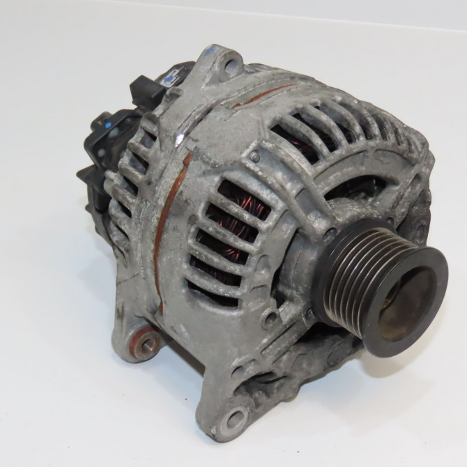 Alternateur occasion RENAULT SCENIC III Phase 1 04-2009->11-2011 1.9 DCI 130ch 8200849752 1