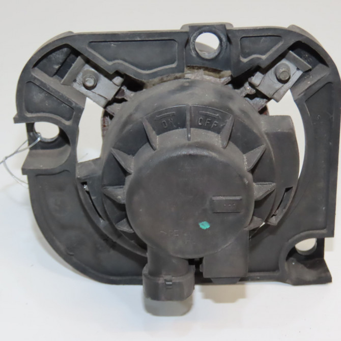 Phare antibrouillard avant gauche occasion FIAT 500 II 500 II Phase 1 2007-07-01->2016-03-31 1.2i 69ch 51822889 2