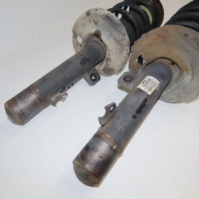 Amortisseur avant droit occasion PEUGEOT 207 Phase 1 04-2006->06-2013 1.6 HDI 16v 90ch 520862 3