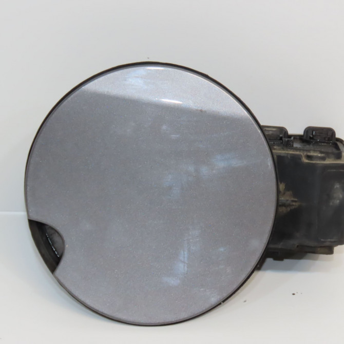 Volet de trappe carburant occasion RENAULT SCENIC III Phase 1 04-2009->11-2011 1.9 DCI 130ch 788300023R 1