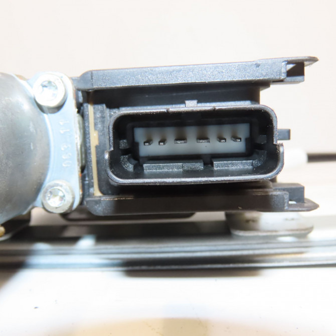 Mecanisme + moteur lève-glace avant droit occasion FIAT FIORINO III Phase 1 01-2008->... 1.3 MULTIJET 16v 95ch 52148372 3