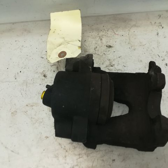 Etrier de frein avant gauche occasion VOLKSWAGEN POLO IV Phase 1 01-2002->05-2005 1.9 SDI 1K0615123D 2