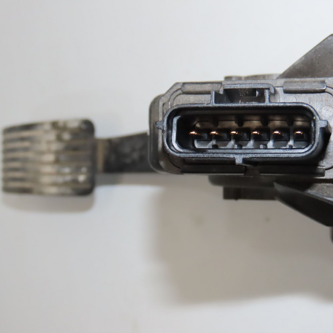 Potentiometre accelerateur occasion JEEP PATRIOT Phase 1 11-2007->12-2010 4