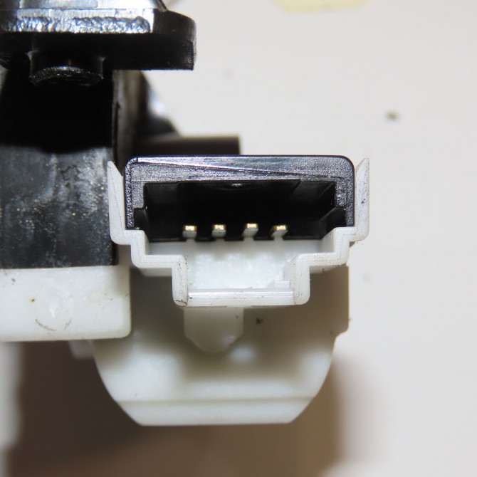 Serrure hayon occasion RENAULT MODUS Phase 1 09-2004->12-2007 8200948107 3