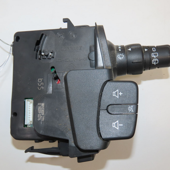 Commande essuie glace occasion RENAULT KANGOO II Phase 1 01-2008->03-2013 1.5 DCI 105ch 8201590631 1