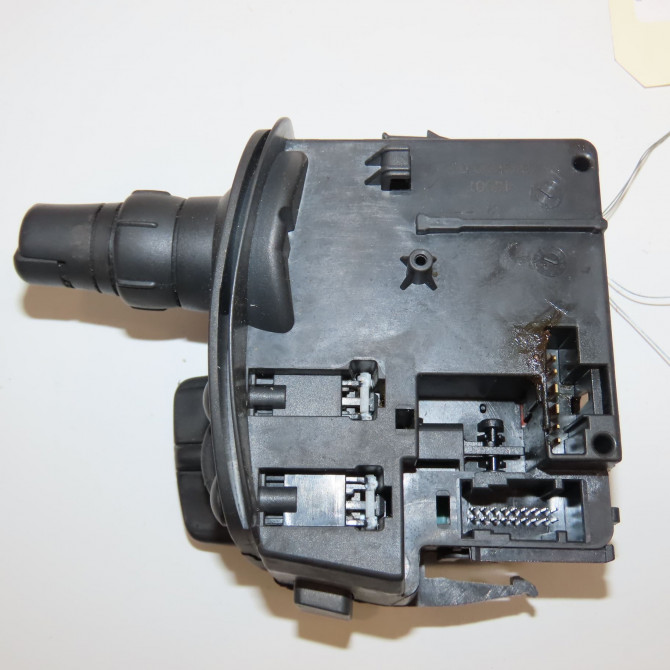 Commande essuie glace occasion RENAULT KANGOO II Phase 1 01-2008->03-2013 1.5 DCI 105ch 8201590631 2