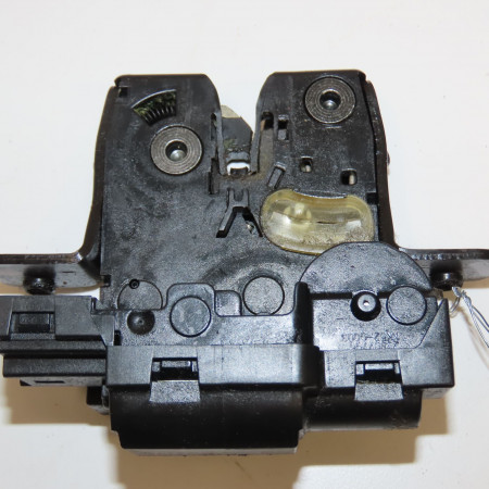 Serrure hayon occasion RENAULT LAGUNA III Phase 1 10-2007->10-2010 2.0 DCI 130ch 8200948107