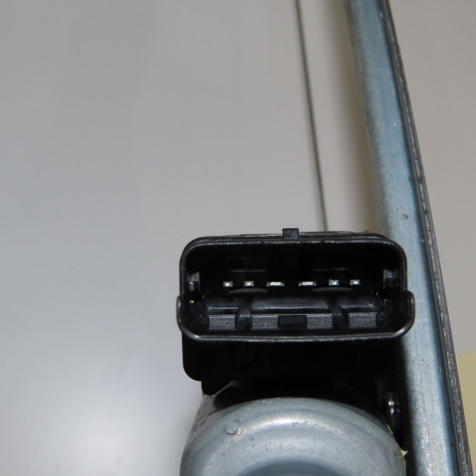 Mecanisme+moteur leve-glace avg occasion RENAULT MODUS Phase 1 09-2004->12-2007 1.6i 16v 8200748377 3