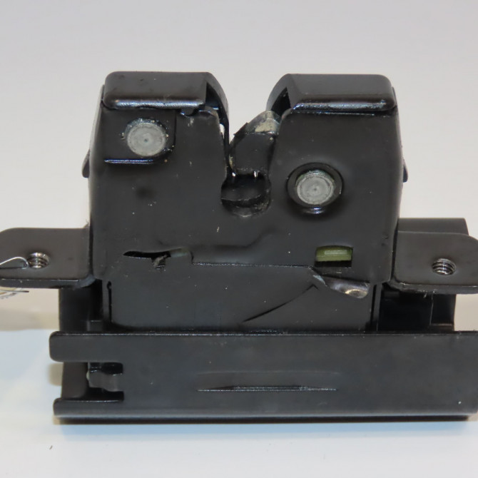 Serrure hayon occasion RENAULT LAGUNA III Phase 1 ESTATE 10-2007->10-2010 1.5 DCI 110ch 8200948107 1