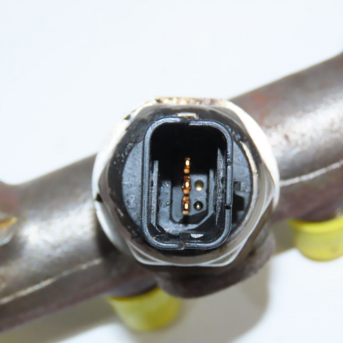 Rampe injection occasion RENAULT MODUS Phase 2 01-2008->12-2012 1.5 DCI 75ch 8200669695 2