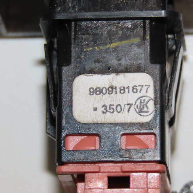 Bouton de warning occasion CITROEN 146 Phase 1 04-1995->04-1999 2.0 BLUEHDI 180ch 98091816ZD 3