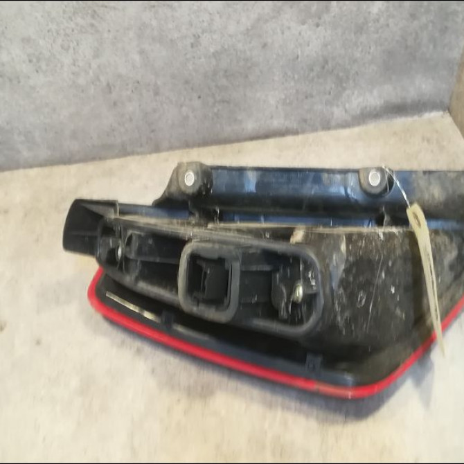 Feu arrière droit occasion FIAT GRANDE PUNTO III Phase 1 09-2005->12-2013 1.3 D MULTIJET 16v 75ch 51701590 2