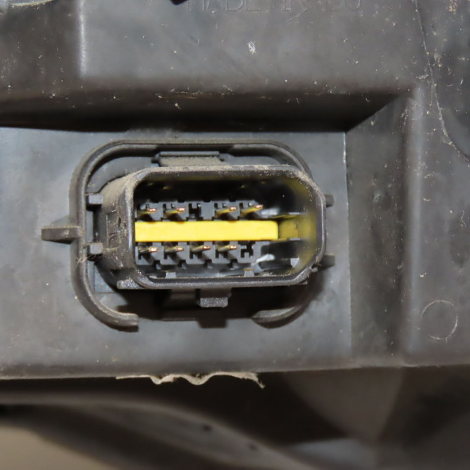 Phare droit occasion CITROEN BERLINGO II Phase 2 01-2012->01-2015 9806306580 3