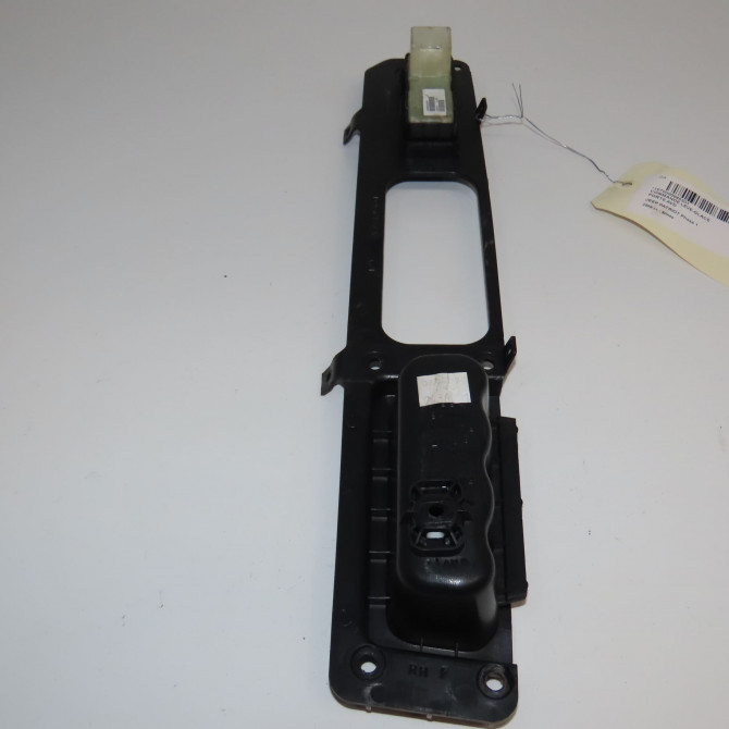 Commande lève-glace porte avant droite occasion JEEP PATRIOT Phase 1 11-2007->12-2010 2