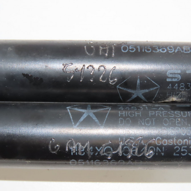 Verin droit hayon occasion JEEP PATRIOT Phase 1 11-2007->12-2010 4