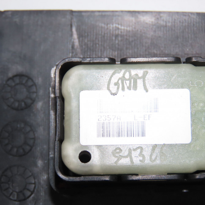 Commande leve-glace porte arrière gauche occasion JEEP PATRIOT Phase 1 11-2007->12-2010 4