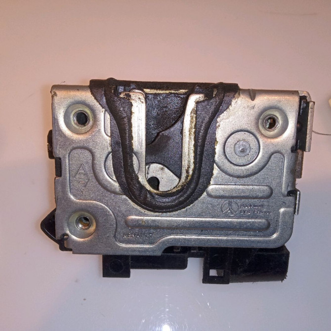 Serrure porte avd occasion DACIA SANDERO I Phase 1 06-2008->10-2012 1.4 MPI 75ch 8200735224 1