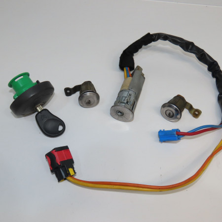 Kit serrures + antivol occasion CITROEN XSARA Phase 1 02-1998->09-2000 4162Y9