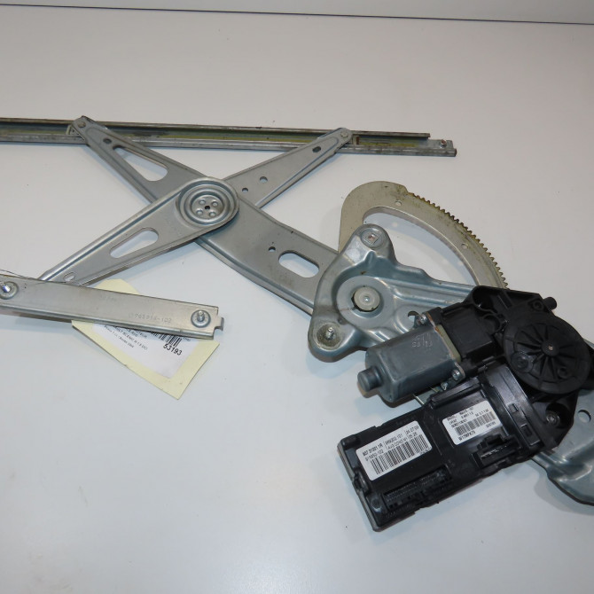 Mecanisme+moteur leve-glace avg occasion RENAULT SCENIC III Phase 1 04-2009->11-2011 1.5 DCI 105ch 807212569R 1