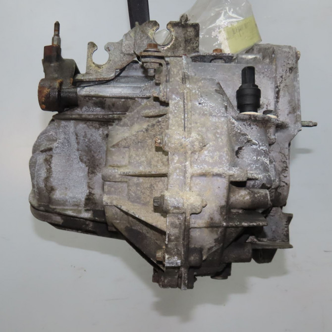 Boîte à vitesse mecanique occasion RENAULT TRAFIC II Phase 1 10-2001->08-2006 1.9 DCI 8v 80ch 7701478258 4