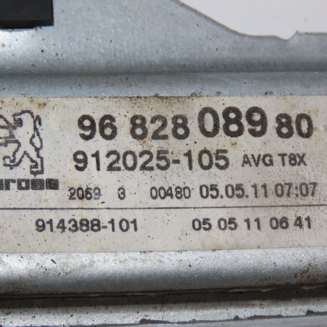 Mecanisme+moteur leve-glace avg occasion PEUGEOT 3008 I Phase 1 04-2009->12-2013 1.6 HDI 112ch 9221FF 5