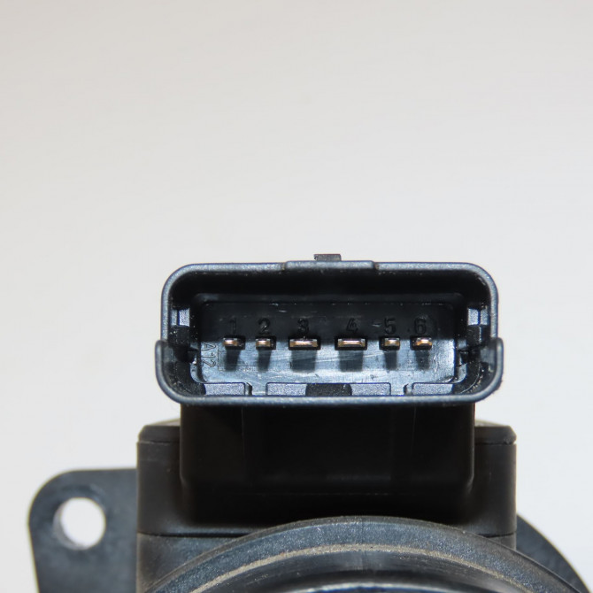 Debimetre air occasion RENAULT SCENIC II Phase 1 03-2004->09-2006 1.9 DCI 130ch 7700109812 4