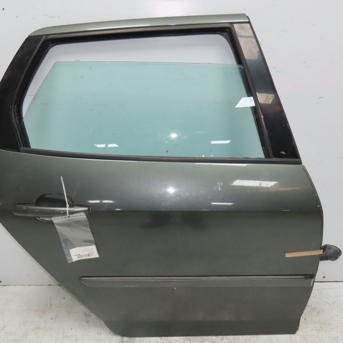 Porte arrière droite occasion PEUGEOT 407 Phase 1 04-1995->04-1999 2.0 HDI 136ch 9008N3 1