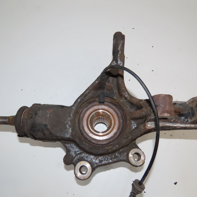 Moyeu avg occasion PEUGEOT 5008 I Phase 1 11-2009->12-2013 330785 2