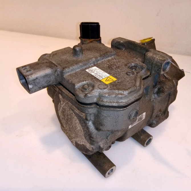 Compresseur air conditionne occasion TOYOTA YARIS III YARIS III Phase 1 2011-03-01->2015-04-30 1.5 100ch 8837052012 1