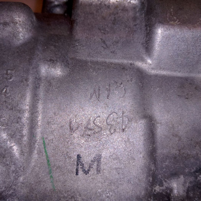 Compresseur air conditionne occasion TOYOTA YARIS III Phase 2 06-2014->... 1.5 100ch 8837052012 6