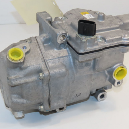 Compresseur air conditionne occasion TOYOTA YARIS III Phase 2 06-2014->... 1.5 100ch 8837052012