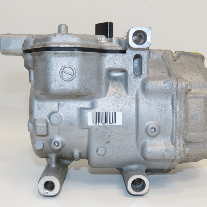 Compresseur air conditionne occasion TOYOTA YARIS III Phase 2 06-2014->... 1.5 100ch 8837052012 3