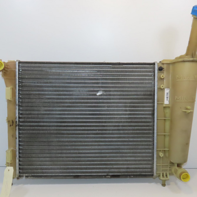 Radiateur occasion FIAT 500 II phase 2 04-2014->... 1.2i 69ch 51934449 1