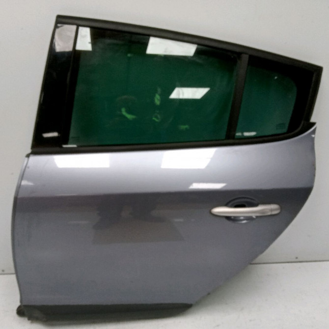 Porte arrière gauche occasion RENAULT MEGANE III Phase 1 11-2008->01-2012 1.5 DCI 110ch 821003885R 1