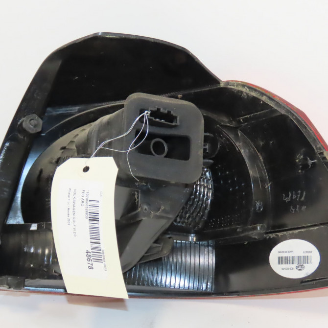 Feu arrière gauche occasion VOLKSWAGEN GOLF VI Phase 1 10-2008->04-2013 2.0 TDI 110ch 5K0945095E 2