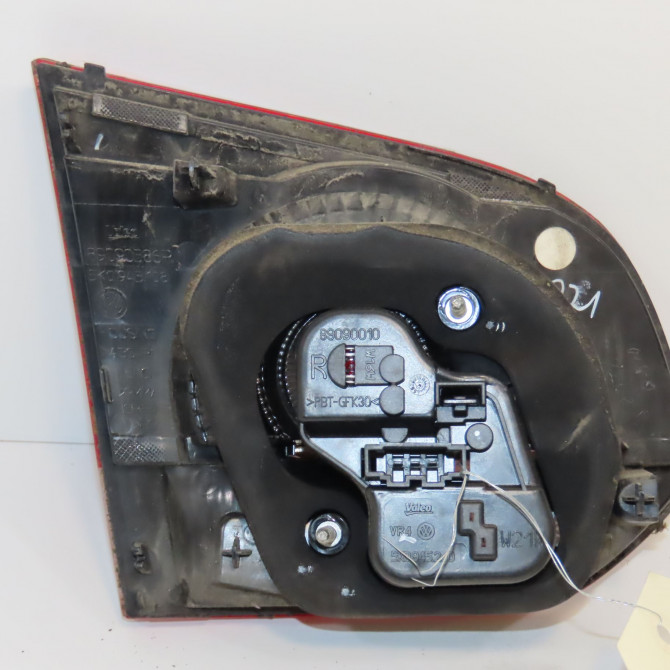 Feu arrière intérieur droit occasion VOLKSWAGEN GOLF VI Phase 1 10-2008->04-2013 2.0 TDI 110ch 5K0945094G 2