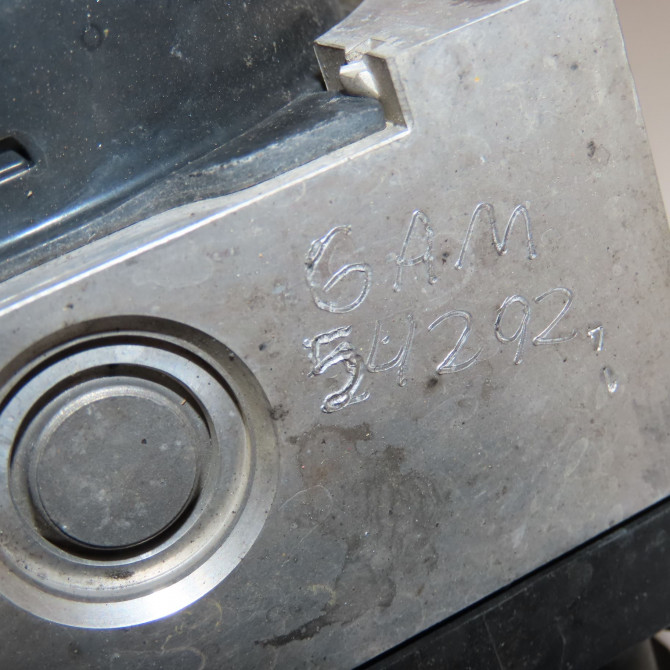 Unité hydraulique ABS occasion VOLKSWAGEN TOURAN II Phase 1 09-2010->12-2015 1K0614517DEBEF 7