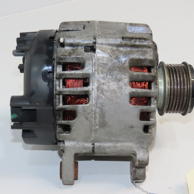 Alternateur occasion VOLKSWAGEN GOLF VI Phase 1 10-2008->04-2013 2.0 TDI 140ch 6F903023F 3