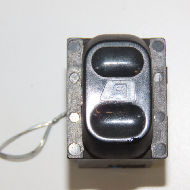 Commande lève-glace porte avant gauche occasion PEUGEOT 806 6552AR 1