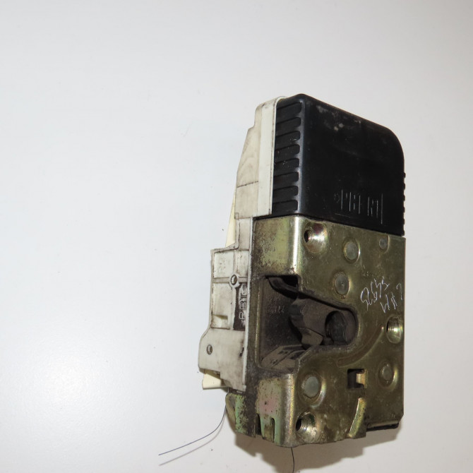 Serrure porte avd occasion PEUGEOT 806 9136E4 2