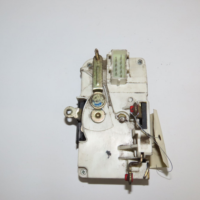 Serrure porte avd occasion PEUGEOT 806 9136E4 3