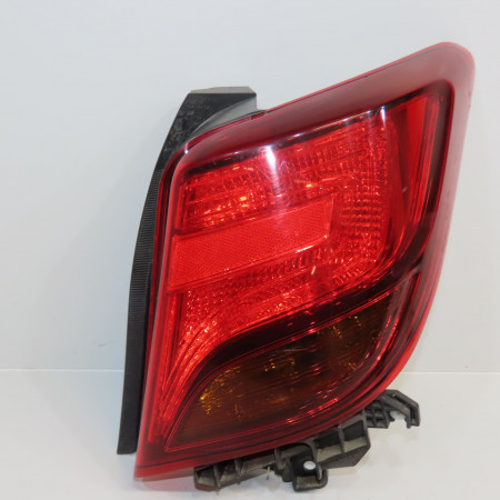 Feu arrière droit occasion TOYOTA YARIS III Phase 2 06-2014->... 1.5 100ch 815510D600